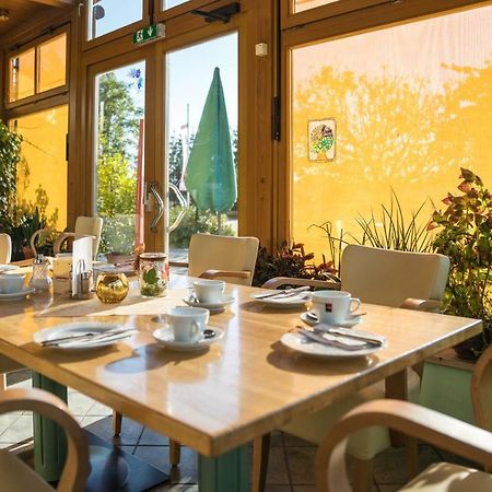 Kirchenwirt Mirth Hotel Eltendorf Bagian luar foto
