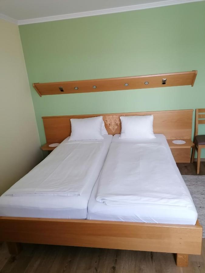 Kirchenwirt Mirth Hotel Eltendorf Bagian luar foto